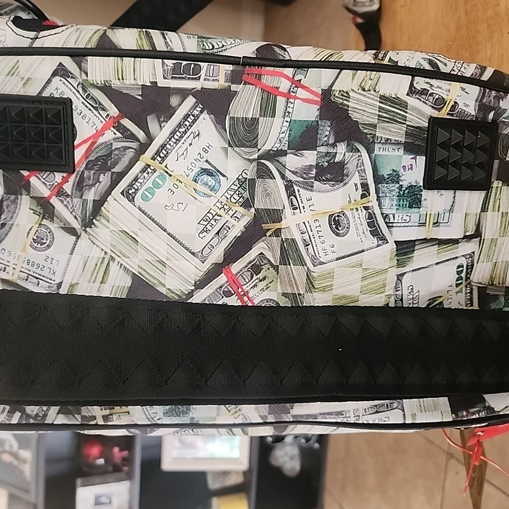 Sprayground Pet Csrrier